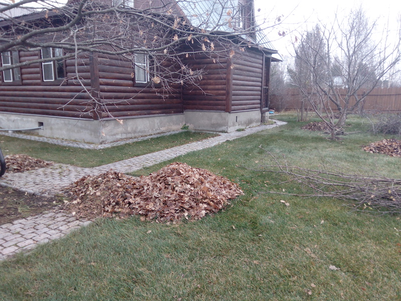 Обслуживание территории